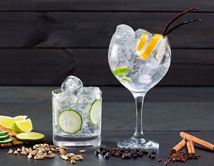 Ginebras Whiskies Vodkas etc a domicilio.